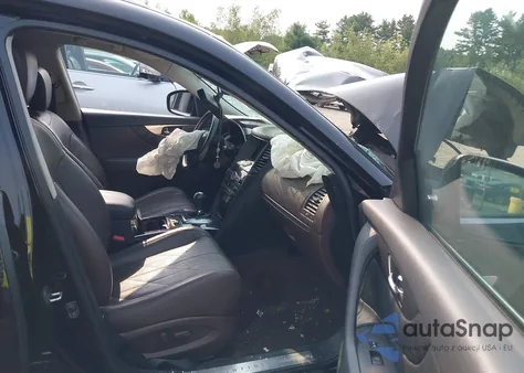 2010 Infiniti Fx35 z USA, uszkodzony, nr VIN JN8AS1MW0AM855508